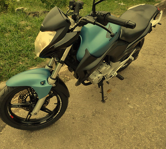 Envelopamento de moto